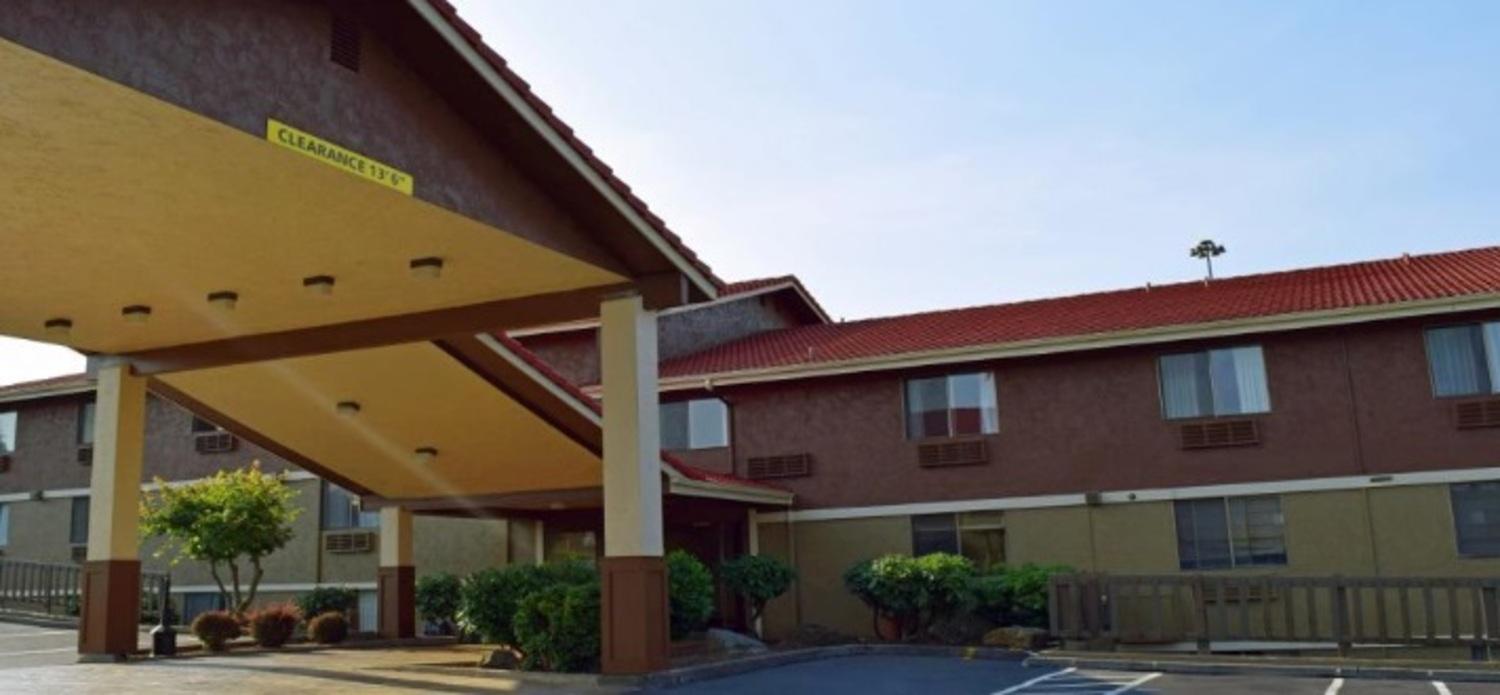 Red Lion Inn And Suites Federal Way Ngoại thất bức ảnh