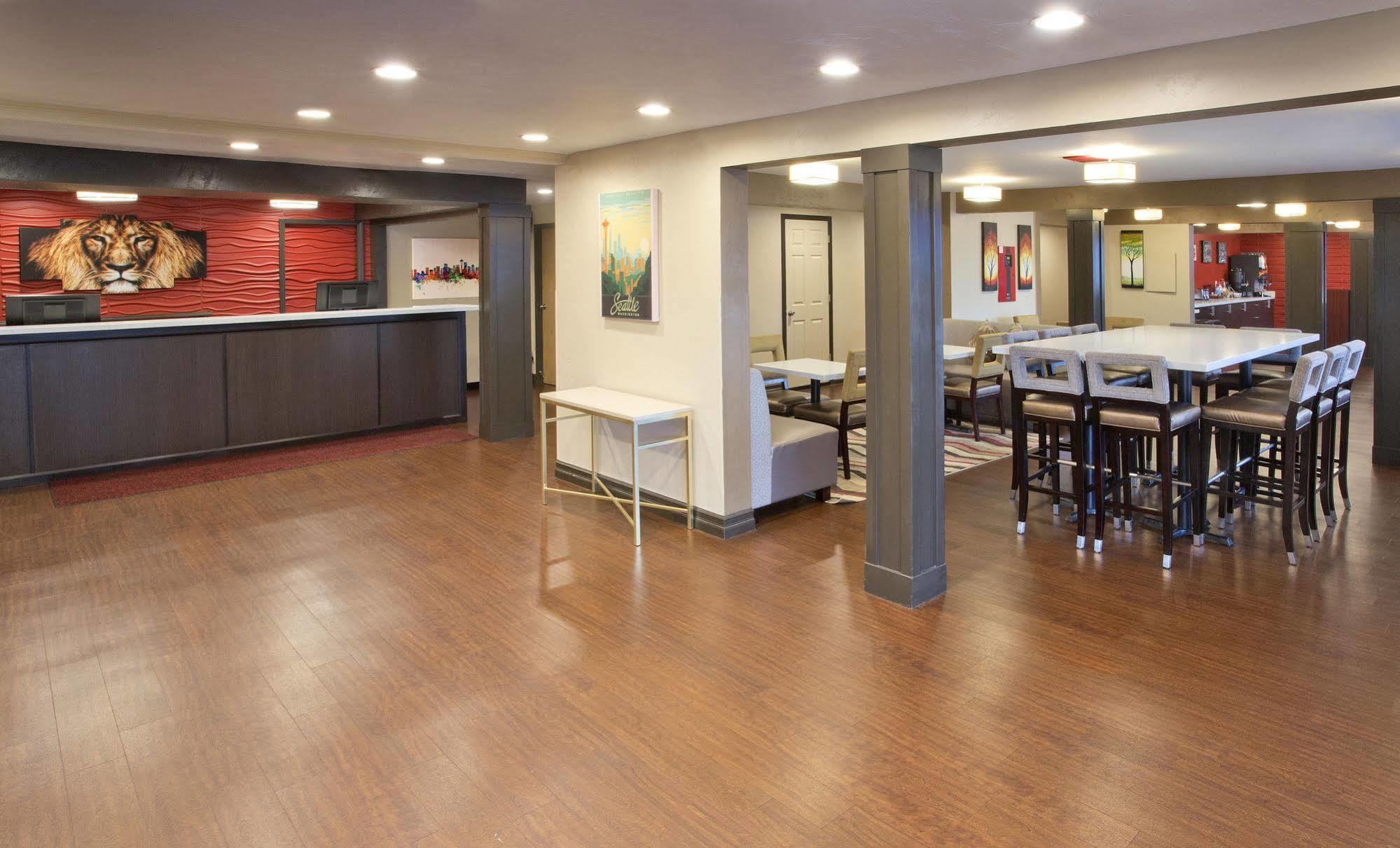 Red Lion Inn And Suites Federal Way Ngoại thất bức ảnh