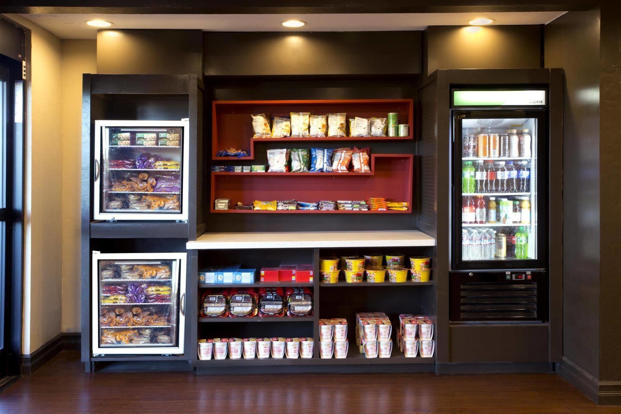 Red Lion Inn And Suites Federal Way Ngoại thất bức ảnh