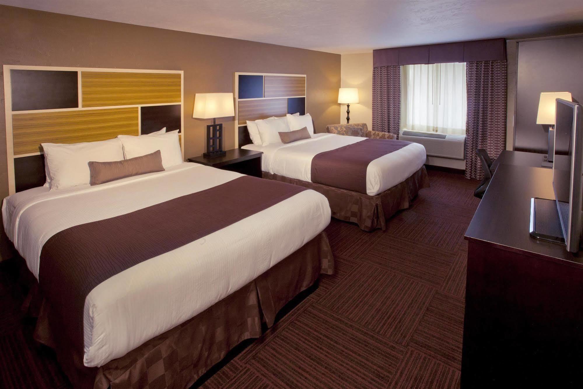 Red Lion Inn And Suites Federal Way Ngoại thất bức ảnh