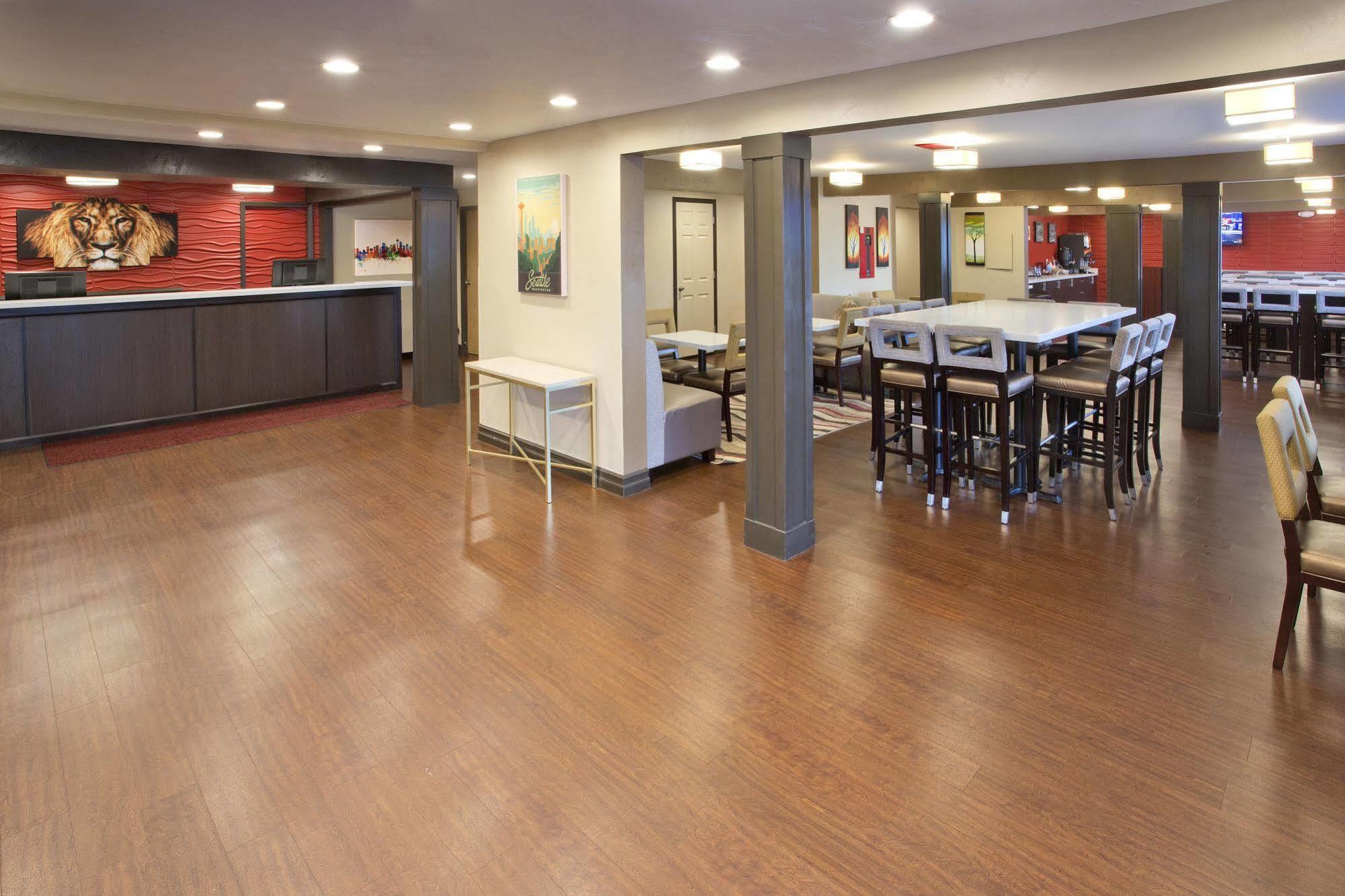 Red Lion Inn And Suites Federal Way Ngoại thất bức ảnh