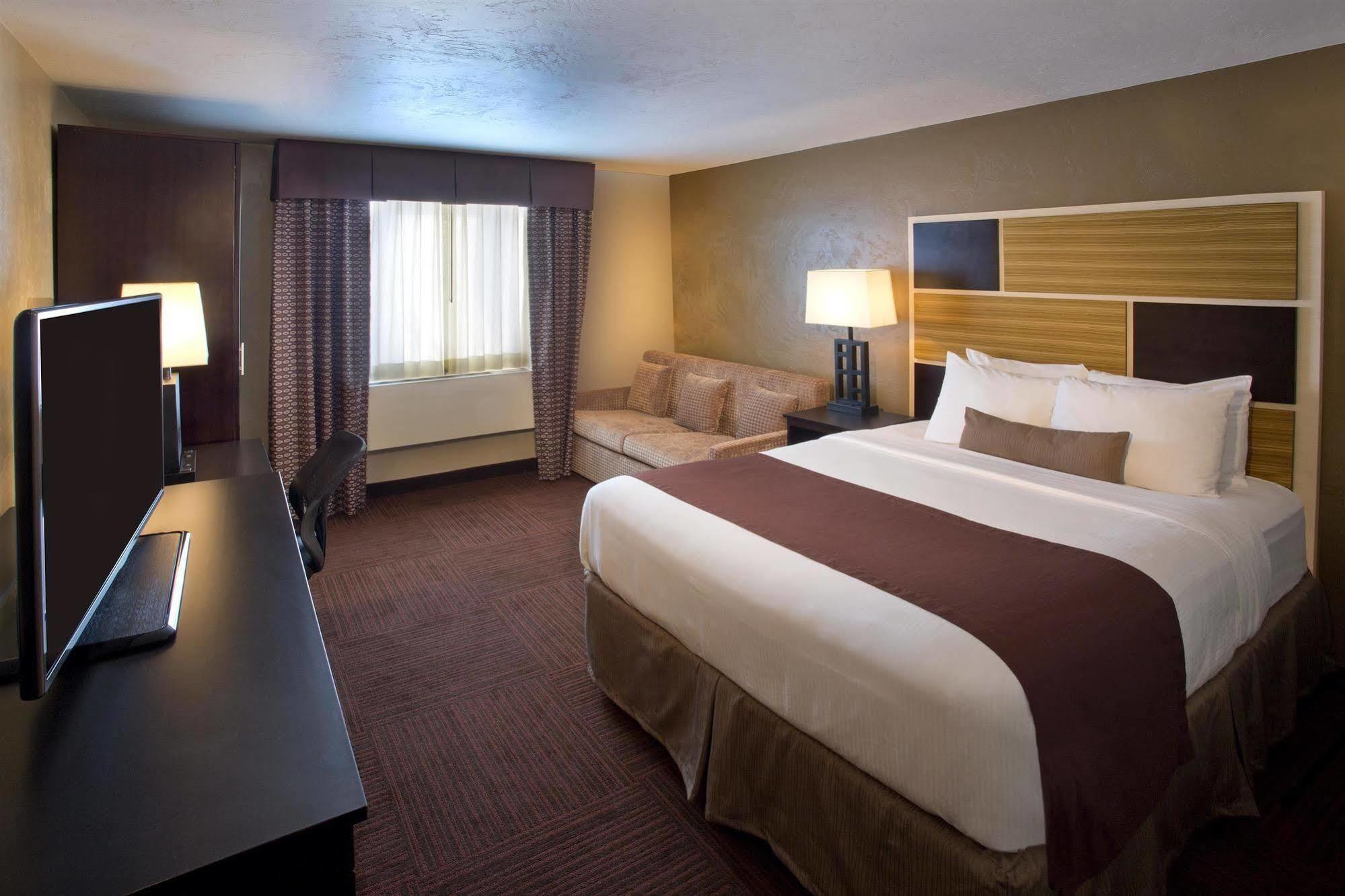 Red Lion Inn And Suites Federal Way Ngoại thất bức ảnh