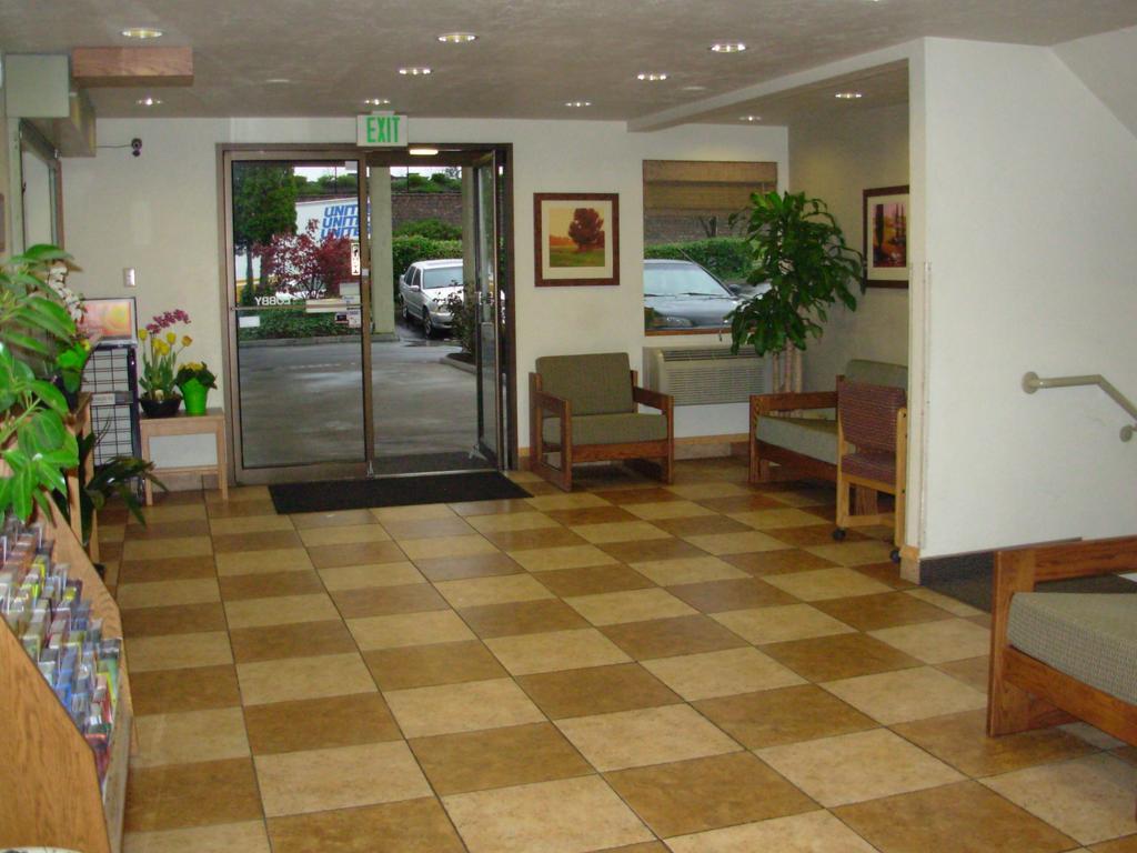Red Lion Inn And Suites Federal Way Ngoại thất bức ảnh